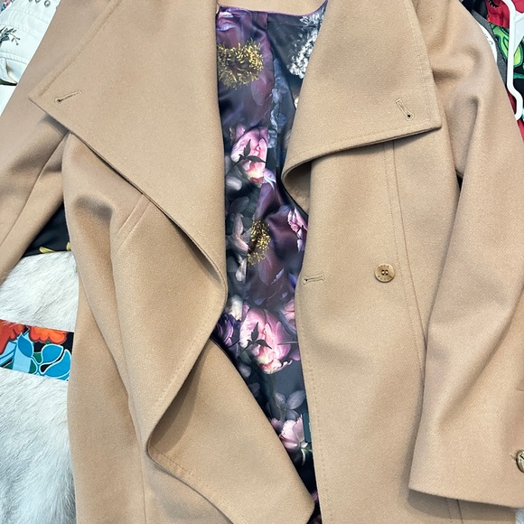 Ted Baker London Wool-Cashmere Wrap Coat (Camel) – Size 2 (US 6) - Picture 3 of 8